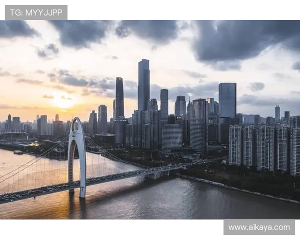 曲波文学创作的现实主义精神与当代都市青年命运的深度融合探析