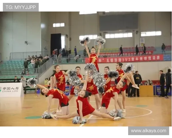 篮球激情燃动青春赛场见证团队合作与拼搏精神