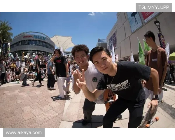 深圳滑板队边路渗透战术解析与应用策略深度剖析