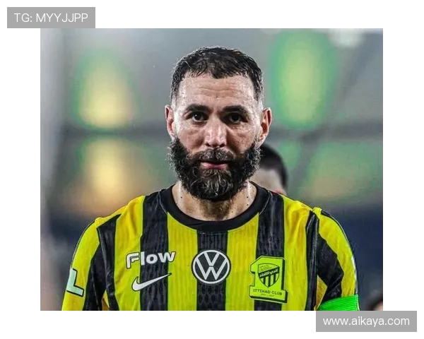 卡里姆·本泽马：从天赋少年到世界足球巨星的传奇之路