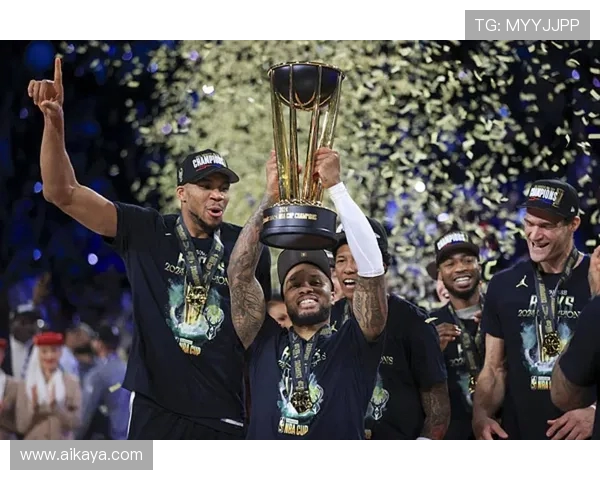 扬尼斯阿德托昆博率领雄鹿再掀冲冠狂潮展现无可阻挡的统治力量