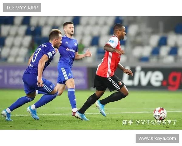 休斯顿迪纳摩迎战洛杉矶直插争夺美职联季后赛宝贵积分